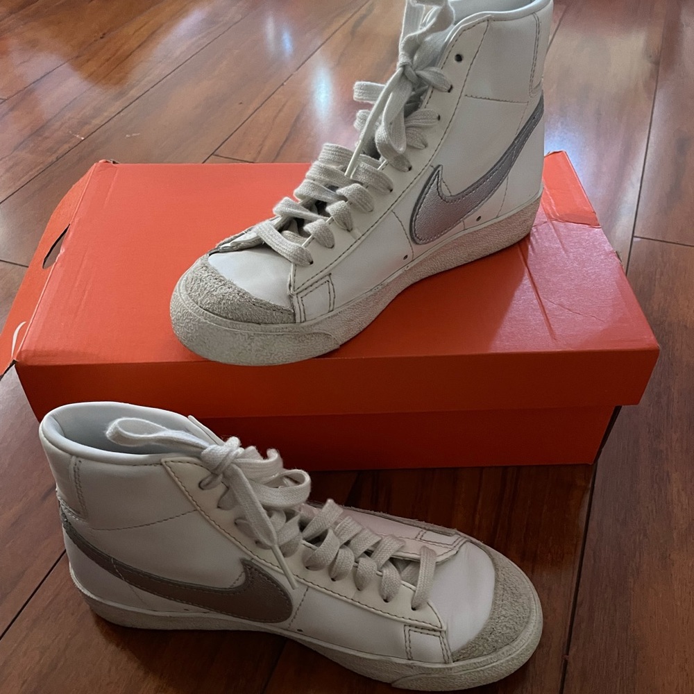 Women’s Nike Blazer White/Silver